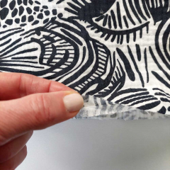 Musselin Stoff Muscheln - dunkelblau cremewei�