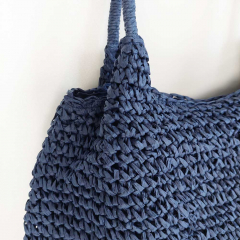 H�keltasche aus Papier Umh�ngetasche Strohtasche Sommertasche - dunkles jeansblau