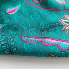 Viskose Stoff Webware Blumen Bl�tter Ranken, pink petrol