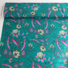 Viskose Stoff Webware Blumen Bl�tter Ranken, pink petrol