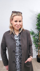 Einzelst�ck 2 m Viskosestoff Schlangenmuster Snake Print- wei� taupe schwarz - Made in Italy