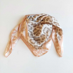 Halstuch Leoparden Muster Animal Print, beige braun apricot