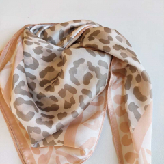 Halstuch Leoparden Muster Animal Print, beige braun apricot