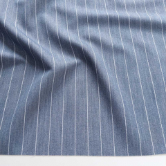 Webware mit Stretch Nadelstreifen, wei� jeansblau
