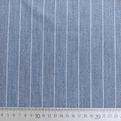 Webware mit Stretch Nadelstreifen, wei� jeansblau