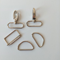 Taschenzubeh�r Set D-Ringe Karabiner Schieber 40 mm, silber