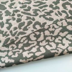 Doubleface Strickstoff Leopardenmuster Jacquard beige armygr�n