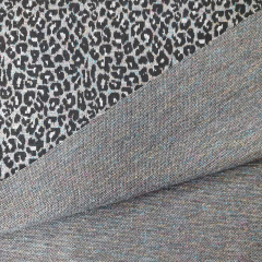 Strickstoff Leomuster Jacquard Glitzer in Regenbogenfarben, grau schwarz