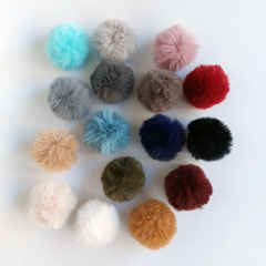 Kunstfellbommel Taschenanhnger 6 cm, camel